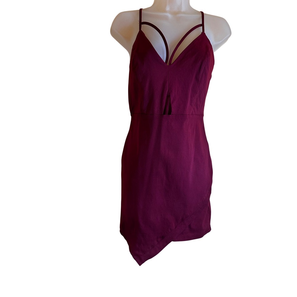 Love Culture Burgundy Strappy Cage Neck Tulip Hem Bodycon Dress Large